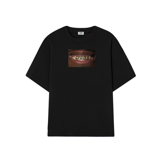 POLERA OVERSIZE I NEED MONEY (BLACK)